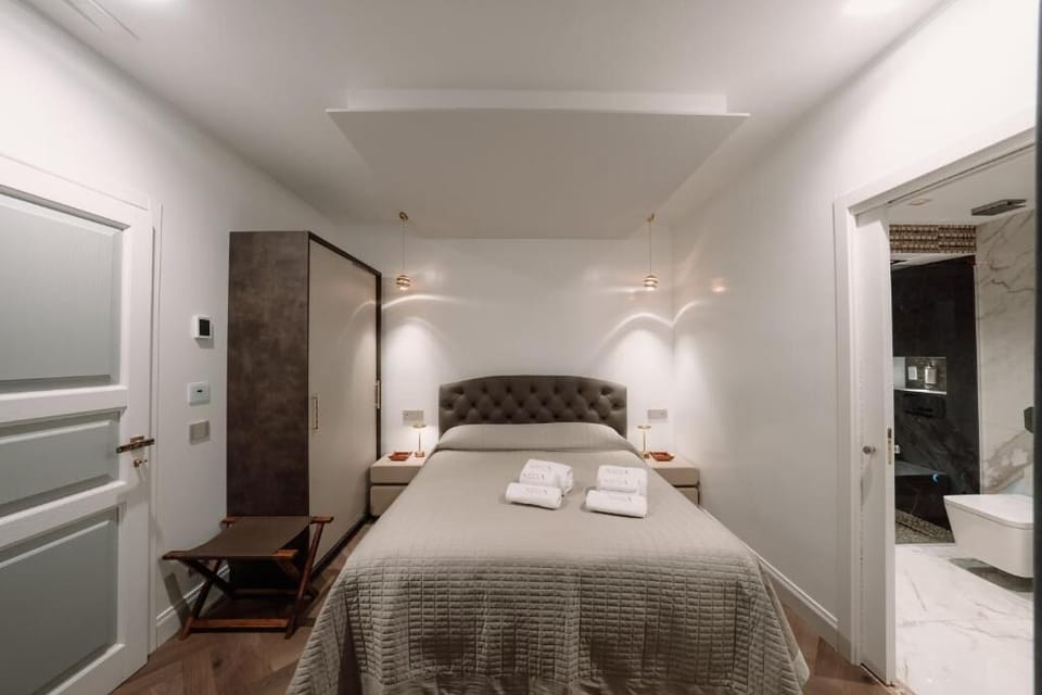 Comfort Double Room, Balcony, Courtyard View | In-room safe, blackout drapes, soundproofing