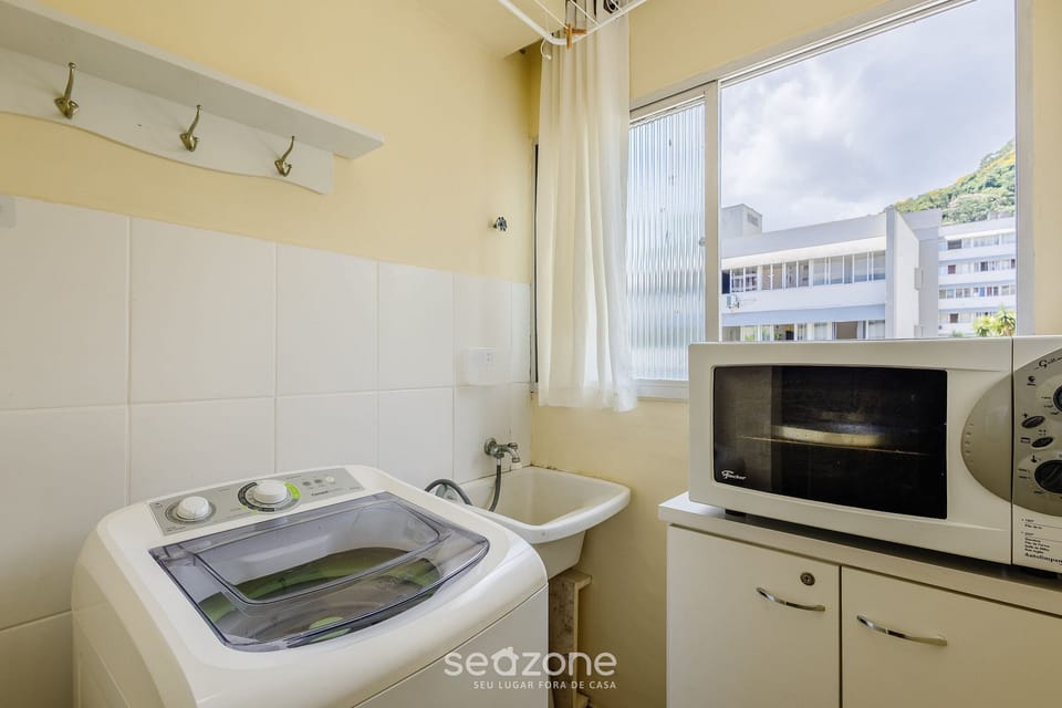 Basic Apartment | Private kitchen | Cookware/dishes/utensils