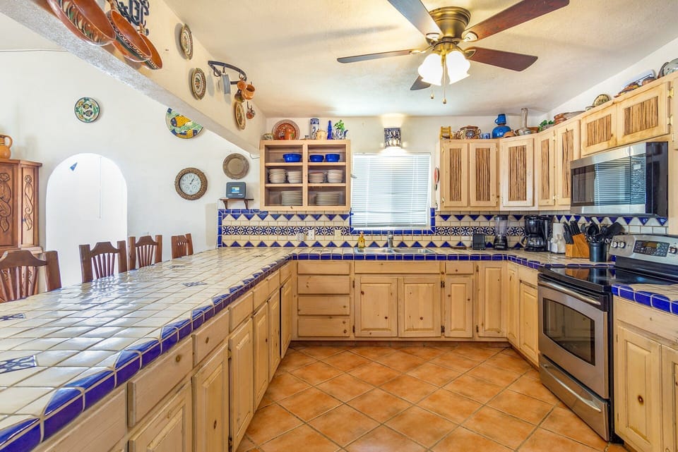 House, Multiple Beds, Patio (Casa Arcos del Mar) | Private kitchen
