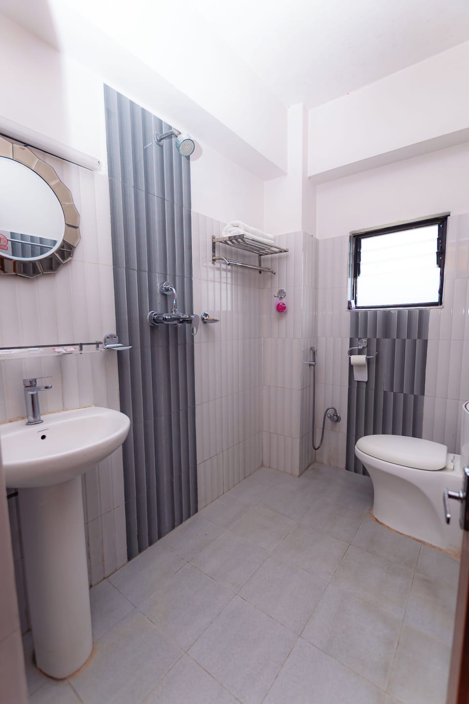 Comfort Triple Room | Desk, laptop workspace, free WiFi