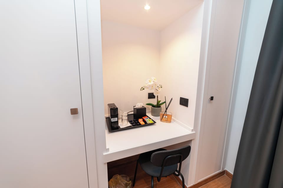 Standard Double Room | In-room safe, blackout drapes, soundproofing