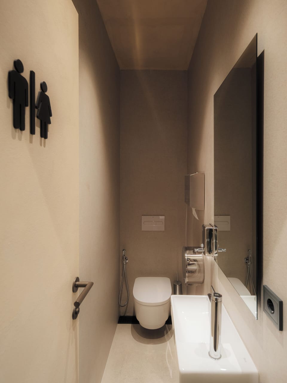 Shower, rainfall showerhead, towels, soap