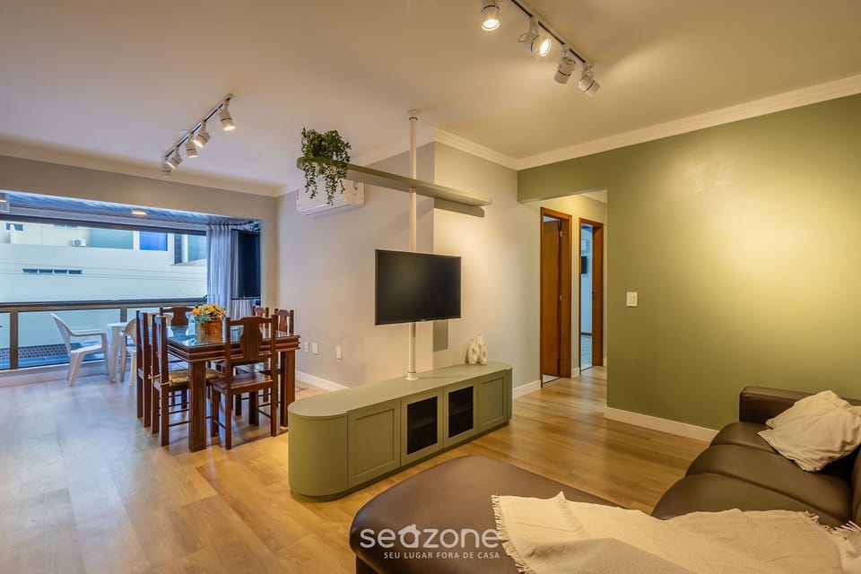 Basic Apartment | Living area