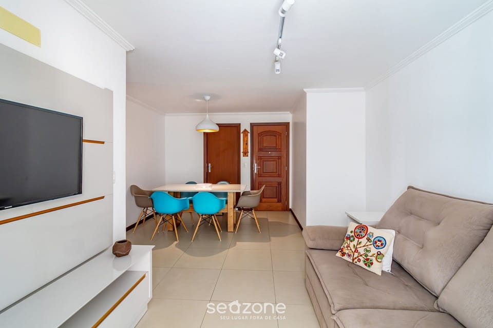 Basic Apartment | Living area | TV