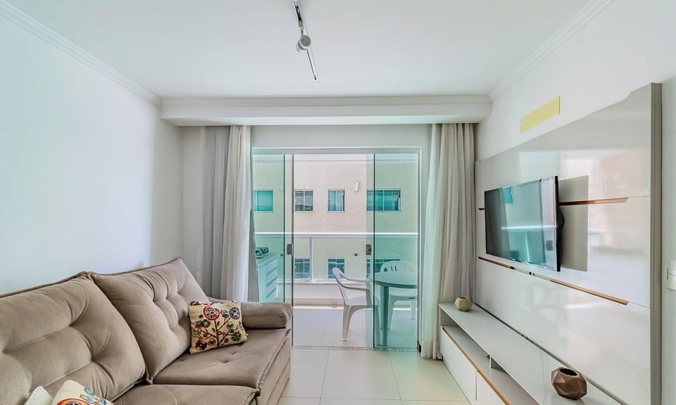 Basic Apartment | Living area | TV