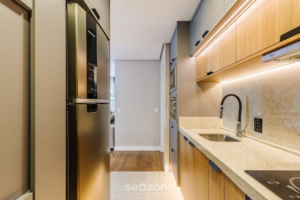 Basic Apartment | Private kitchen | Cookware/dishes/utensils