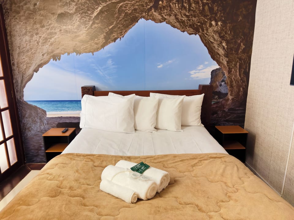 Economy Twin Room | Individually decorated, individually furnished, free WiFi