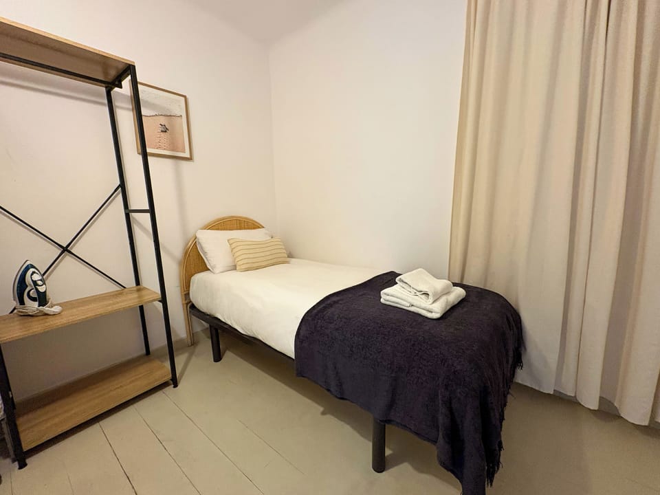 Apartment (3 Bedrooms) | 3 bedrooms, iron/ironing board, free cribs/infant beds, bed sheets