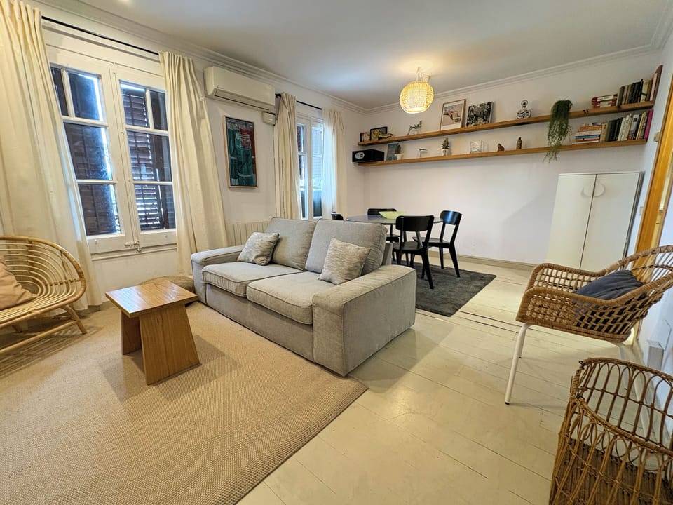 Apartment (3 Bedrooms) | Living area | TV, DVD player