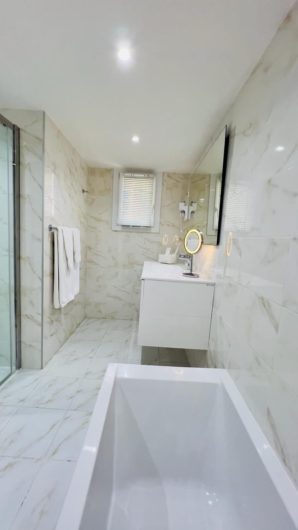 Free toiletries, hair dryer, bathrobes, slippers