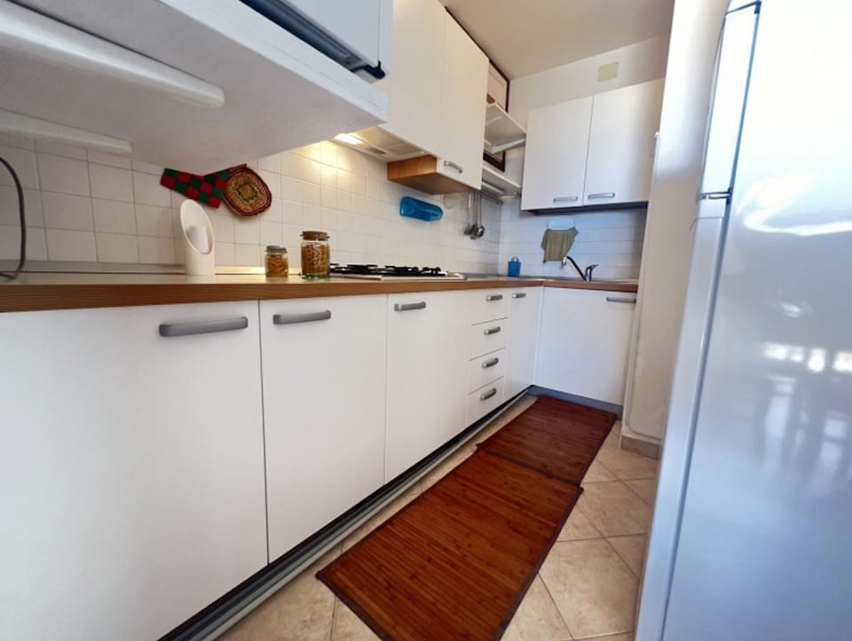 Apartment, 2 Bedrooms, Balcony, Ocean View | Interior