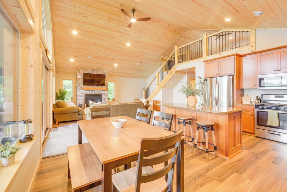 House (2 Bedrooms) | Interior