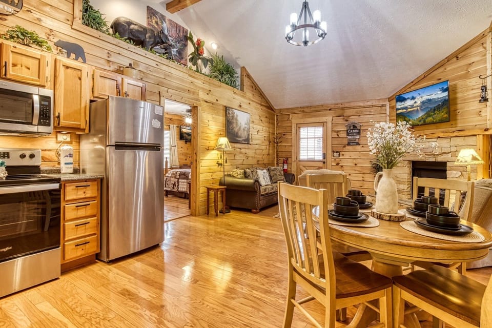 Cabin, 2 Bedrooms | Interior