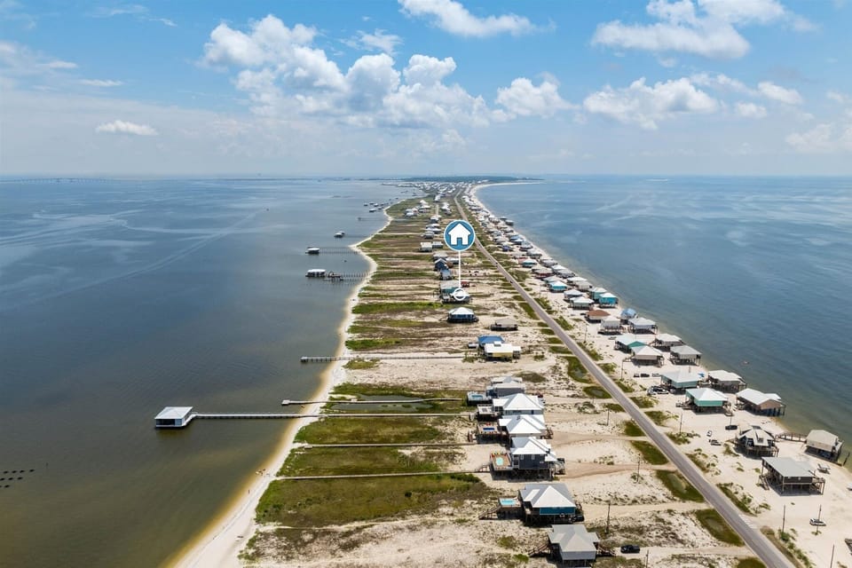 House, 4 Bedrooms | Beach