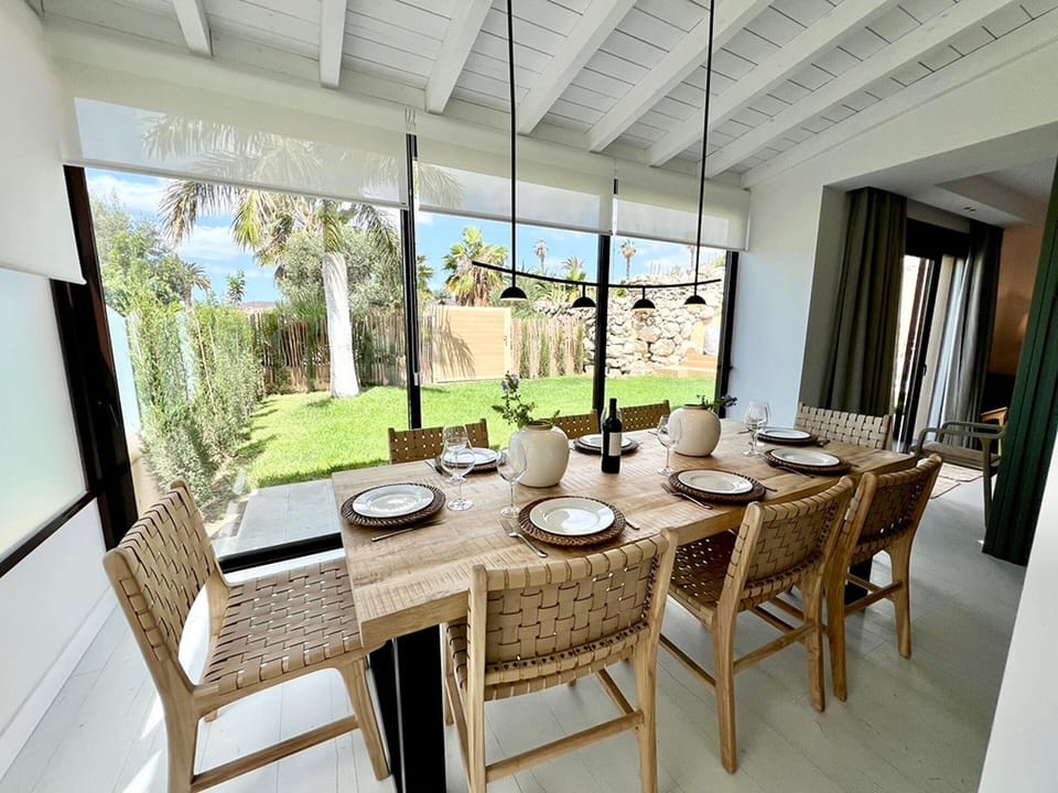 House | Dining