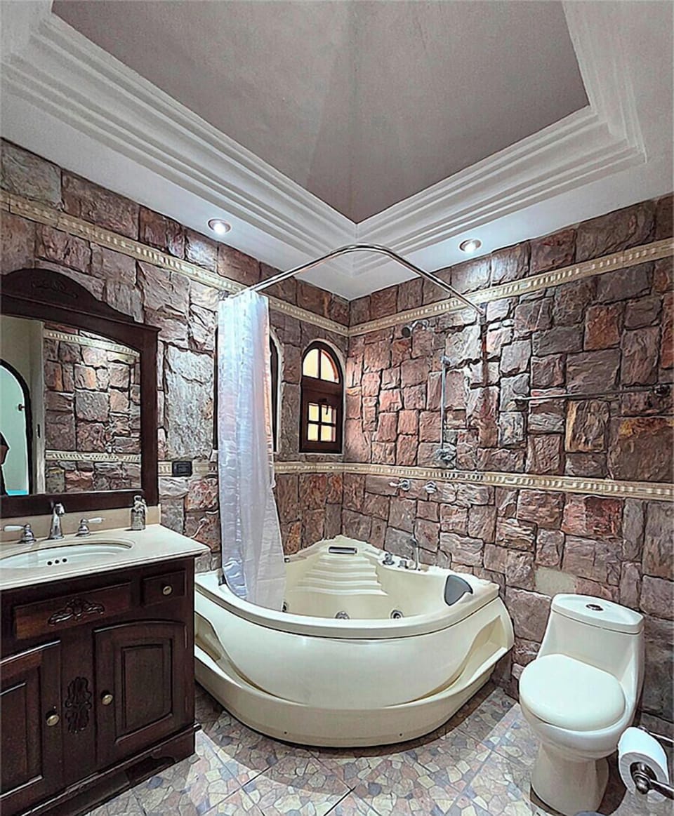 Comfort Double Room, City View | Bathroom | Shower, hair dryer, towels, soap