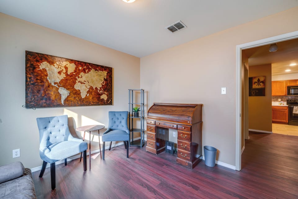 House (3 Bedrooms) | Interior