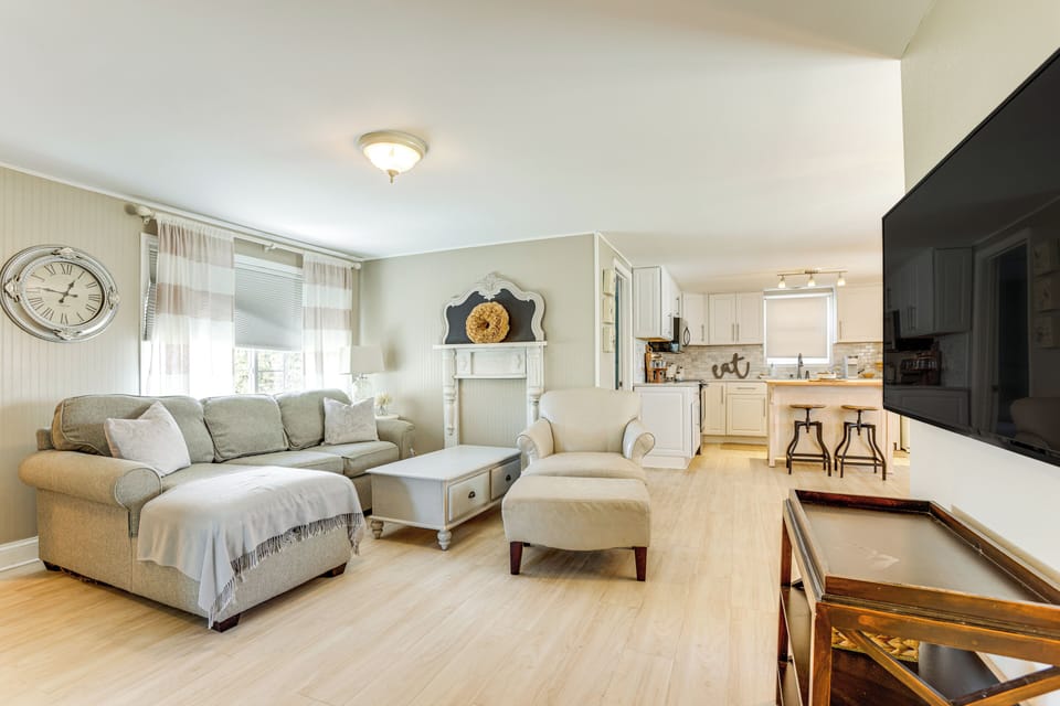 House (3 Bedrooms) | Front of property