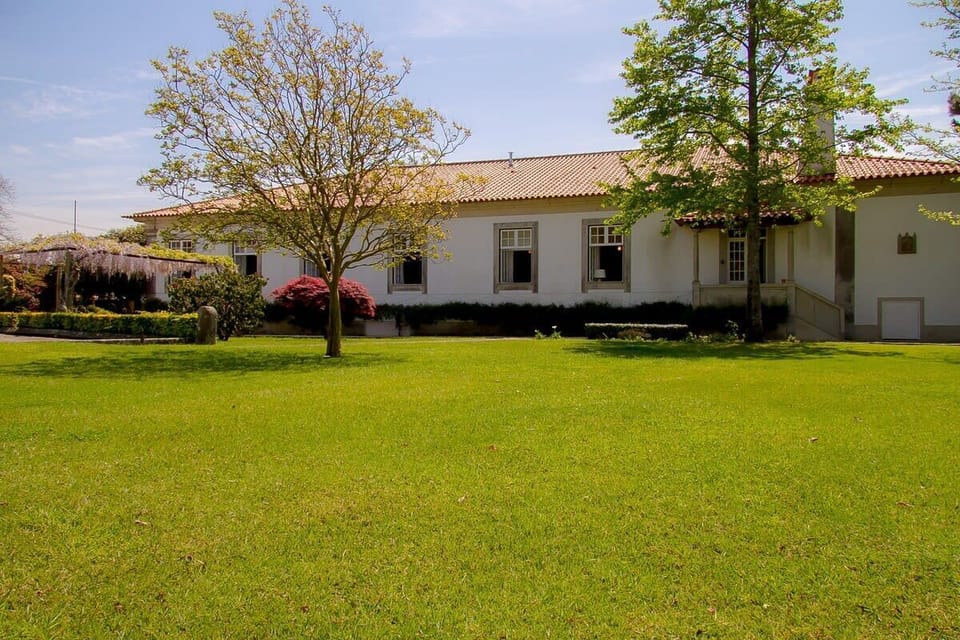 House | 5 bedrooms, high-speed internet