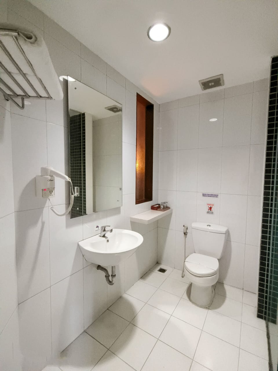 New Deluxe Room | Desk, iron/ironing board, free WiFi