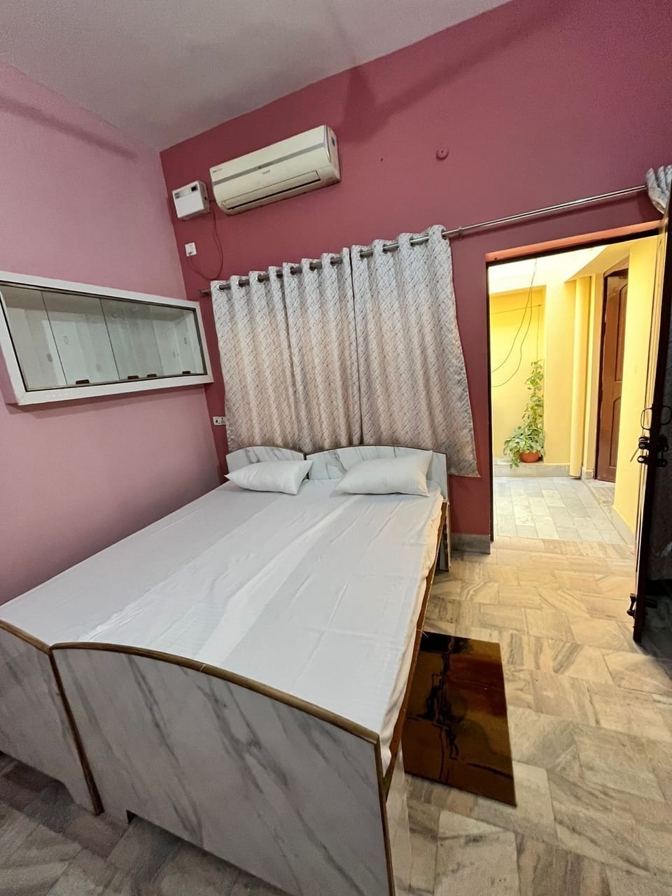 Deluxe Double Room | Free WiFi