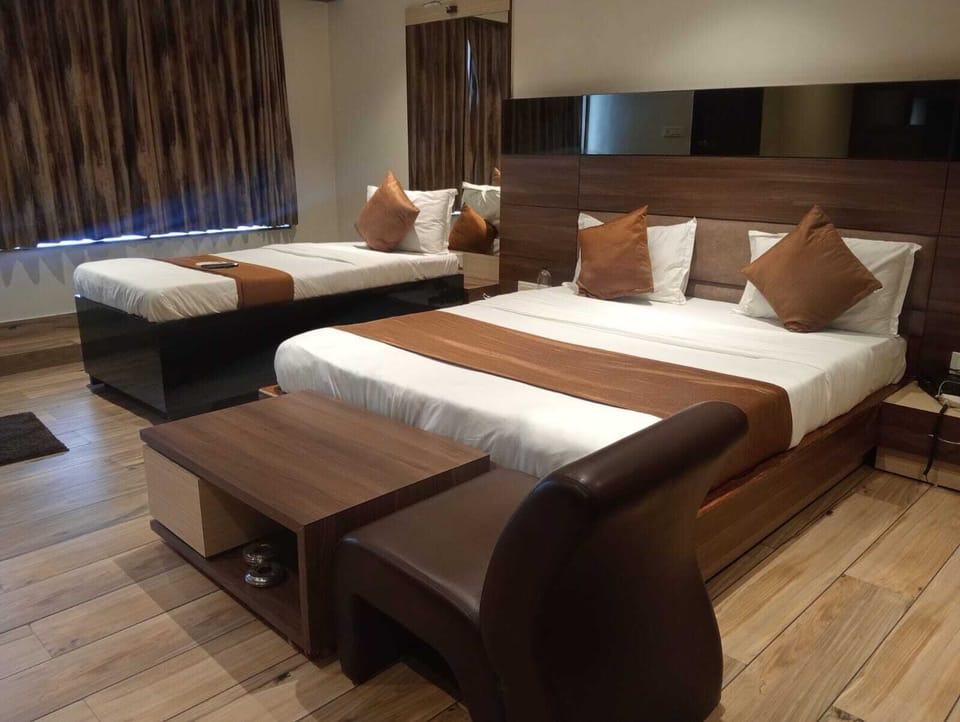 Family Double or Twin Room, City View | Iron/ironing board, free WiFi