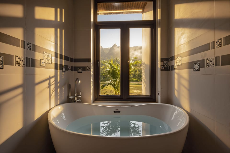 Free toiletries, hair dryer, slippers, bidet