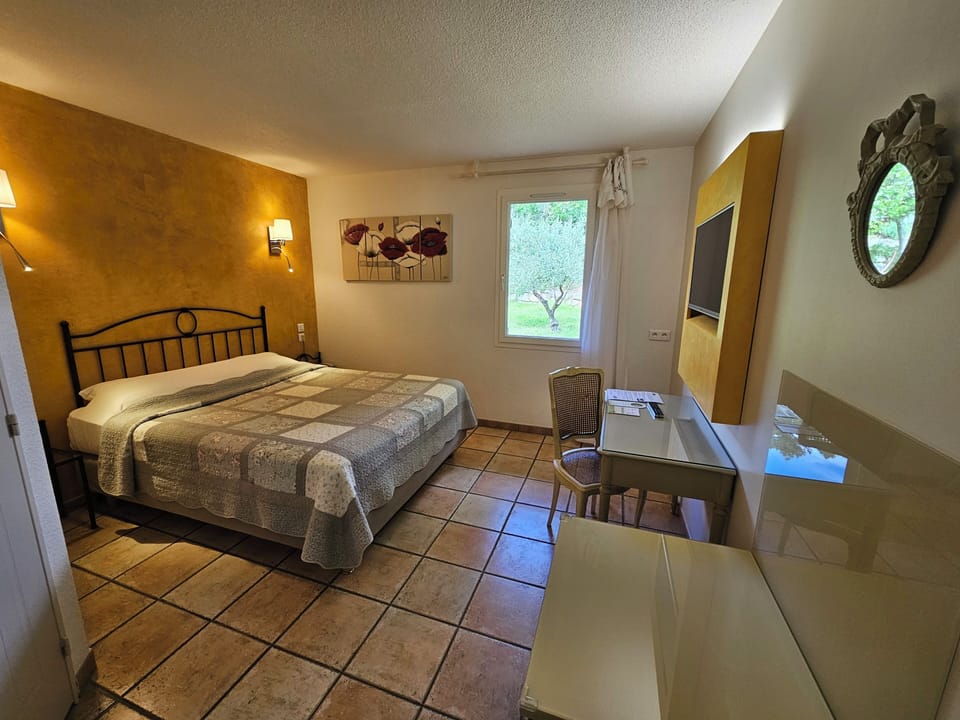 Classic Room, Refrigerator, Ground Floor | Premium bedding, in-room safe, desk, blackout drapes