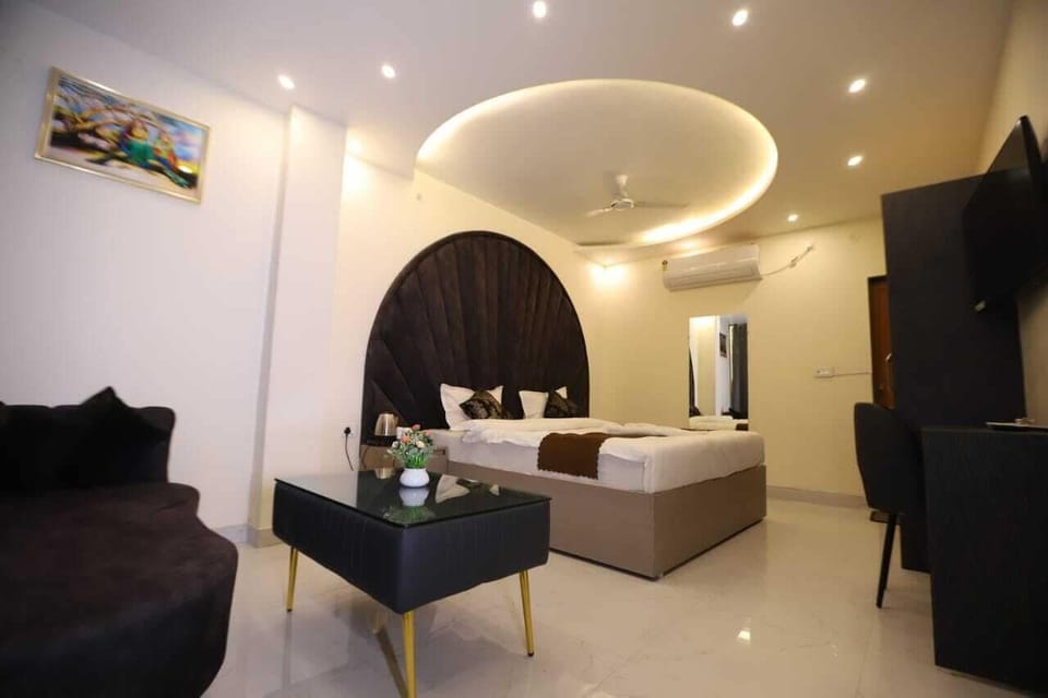 Deluxe Room | Free WiFi
