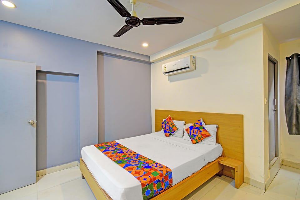 Deluxe Room | Egyptian cotton sheets, premium bedding, in-room safe, free WiFi