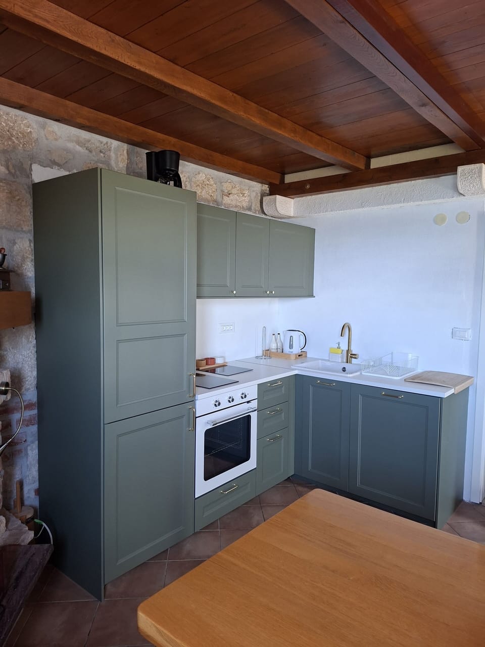 House | Private kitchen | Fridge, microwave, stovetop, dishwasher