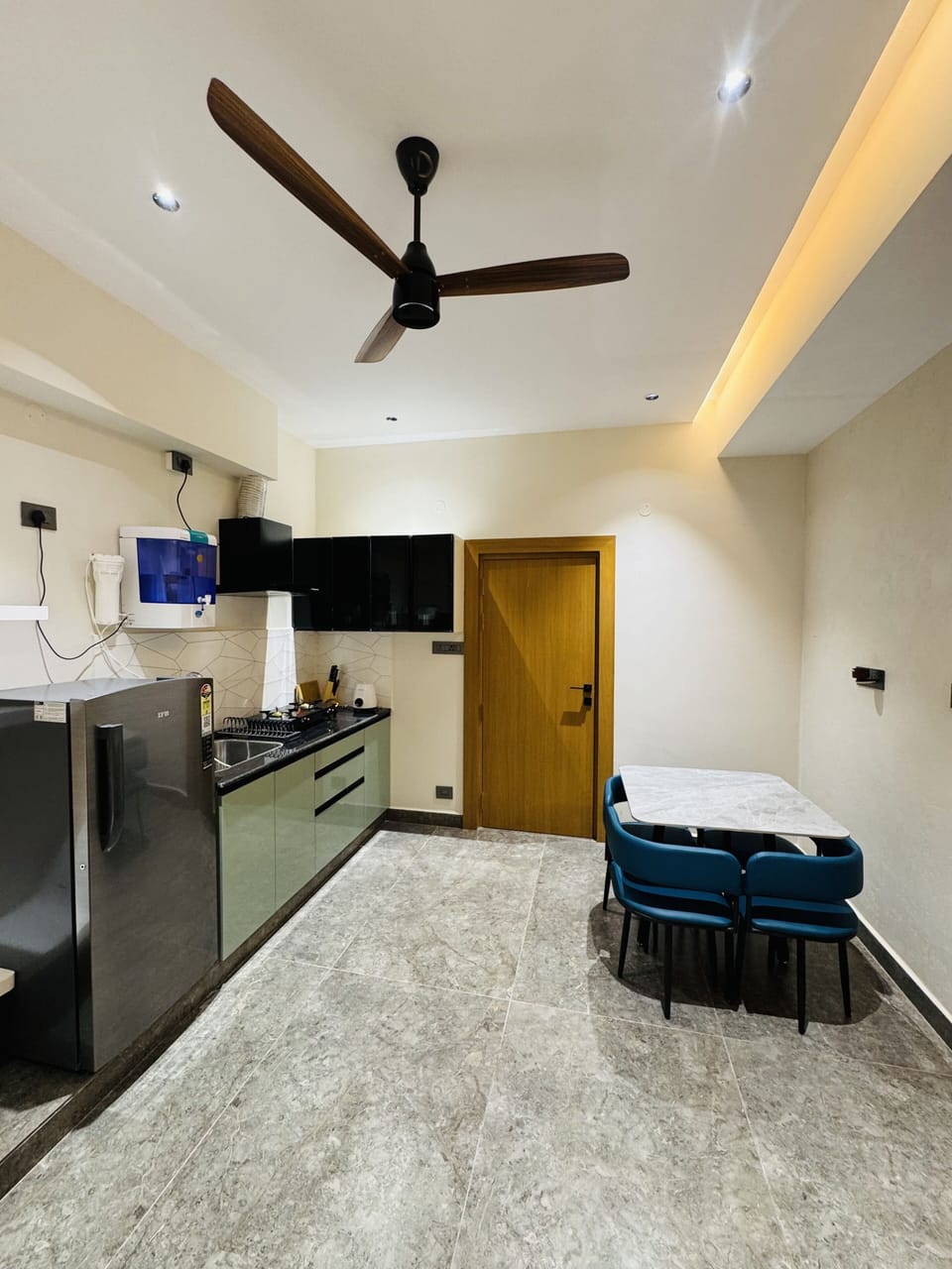Deluxe Apartment, 1 Bedroom | Private kitchen