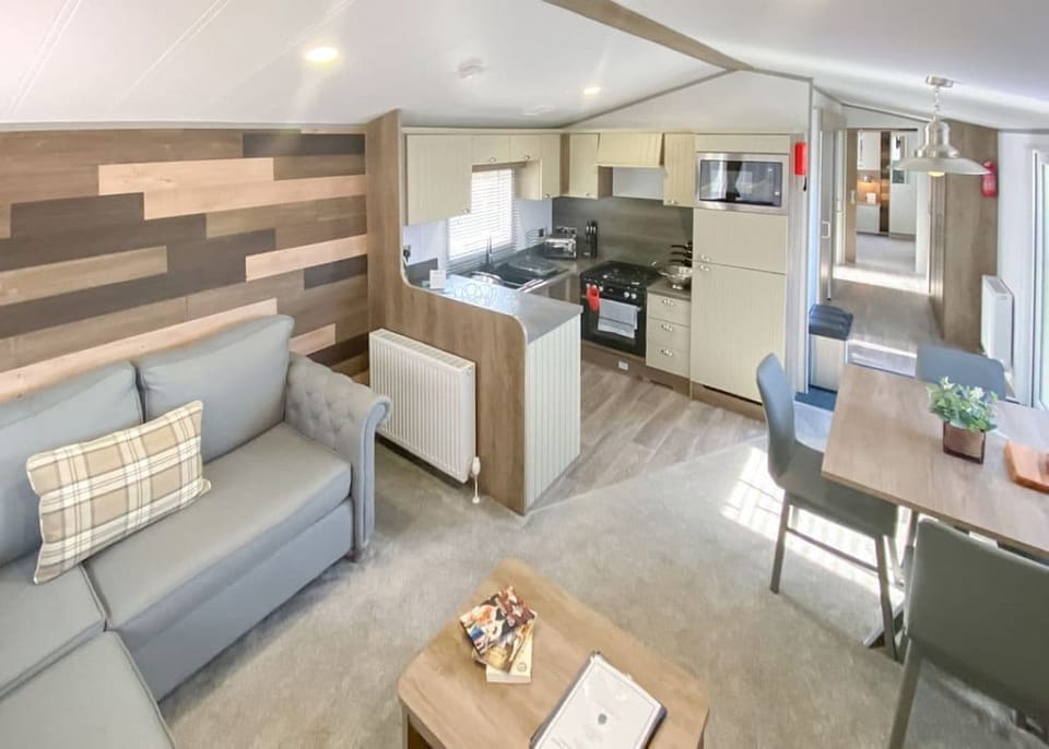4 Berth Luxury Accessible Lodge No Pets | Living area | 32-inch LCD TV with digital channels
