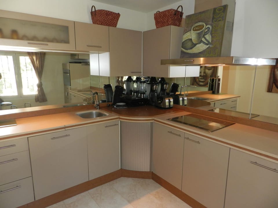 House | 1 bedroom