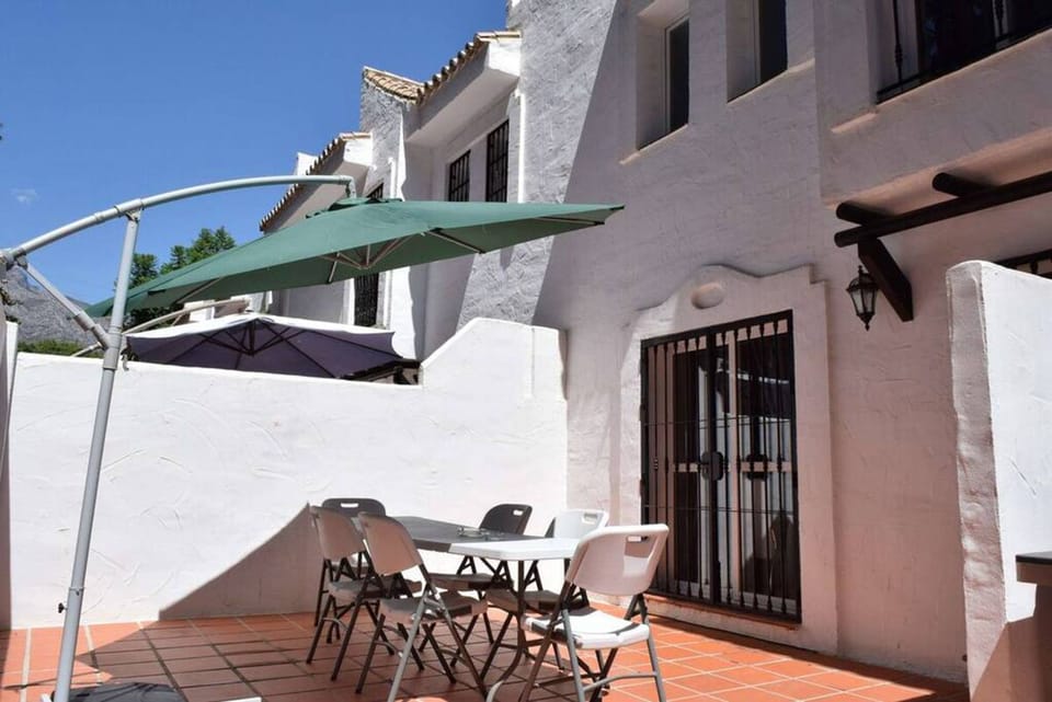 House | 4 bedrooms, Internet