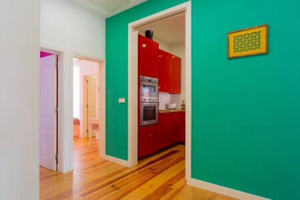 House | 4 bedrooms, desk, Internet