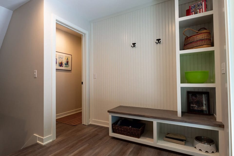House | 4 bedrooms, desk, high-speed internet