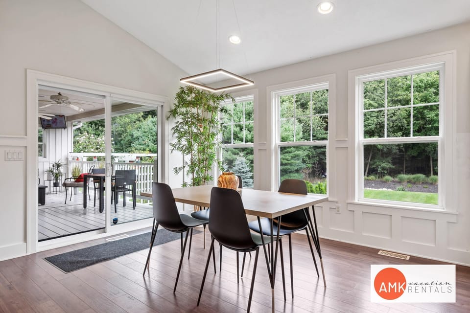 House | 4 bedrooms, desk, high-speed internet