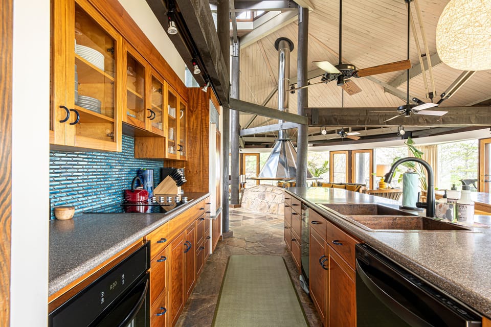 House | 4 bedrooms, high-speed internet