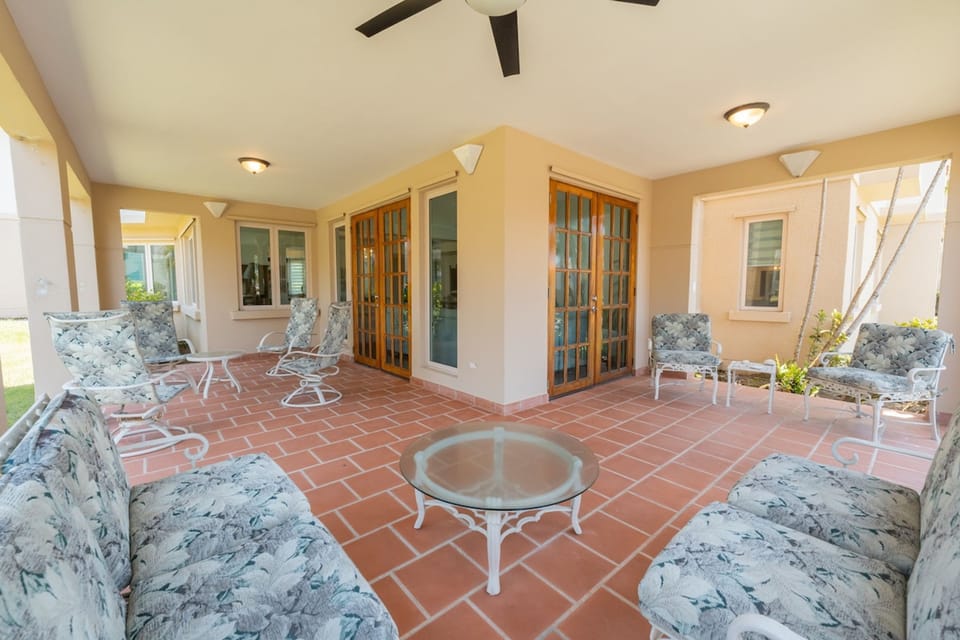 House | 3 bedrooms, high-speed internet