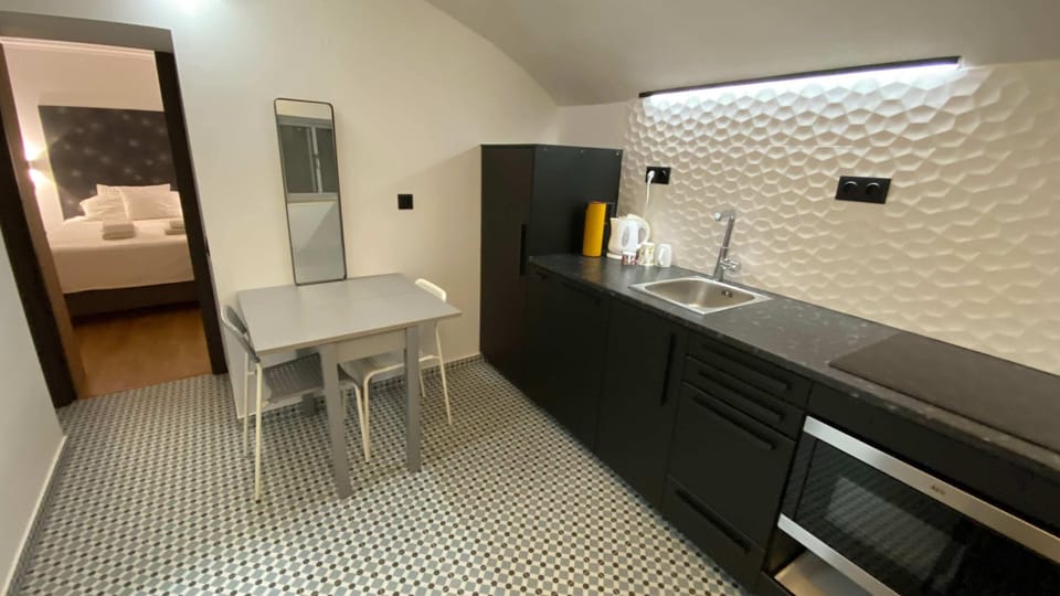 House | 1 bedroom, desk, soundproofing, high-speed internet