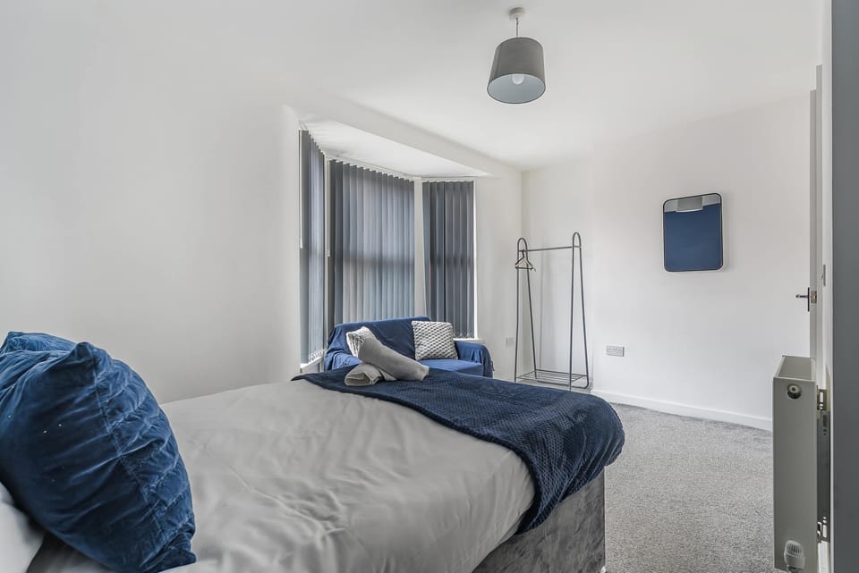 House, Smoking | 3 bedrooms, desk, soundproofing, Internet
