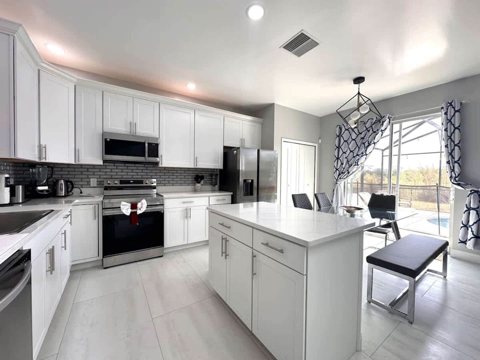 House | 6 bedrooms, Internet