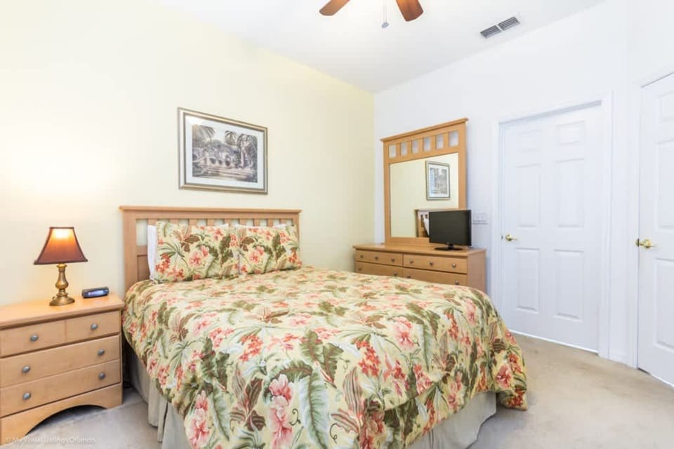 House | 4 bedrooms, high-speed internet
