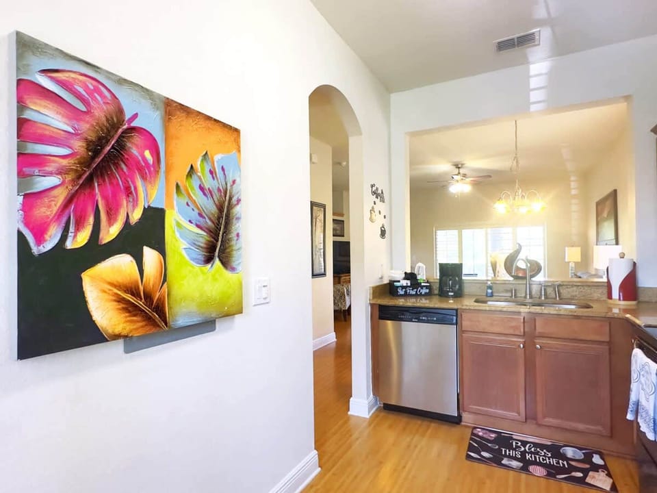 House | 4 bedrooms, high-speed internet