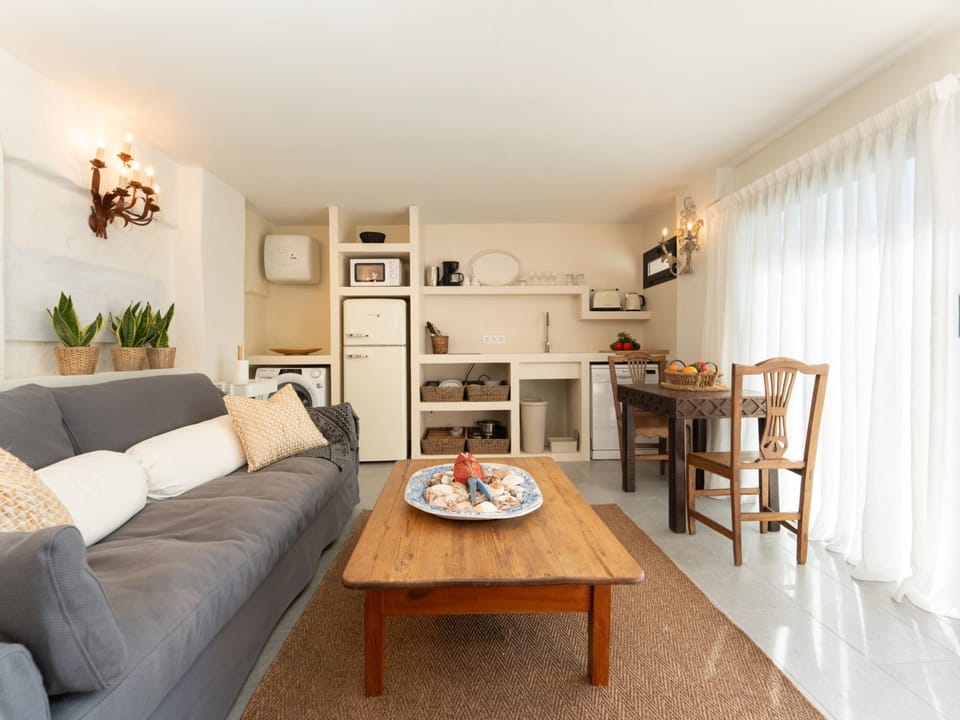 House | 1 bedroom