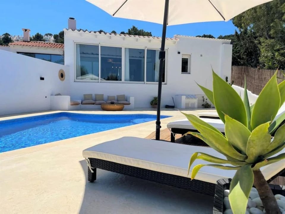 House, Smoking | 4 bedrooms