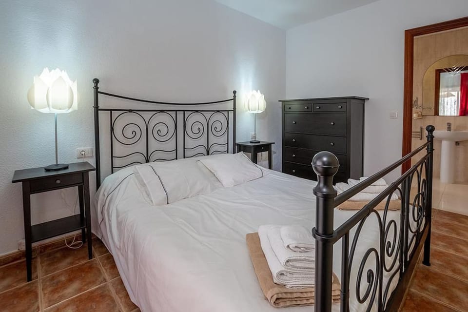 House, Smoking | 3 bedrooms
