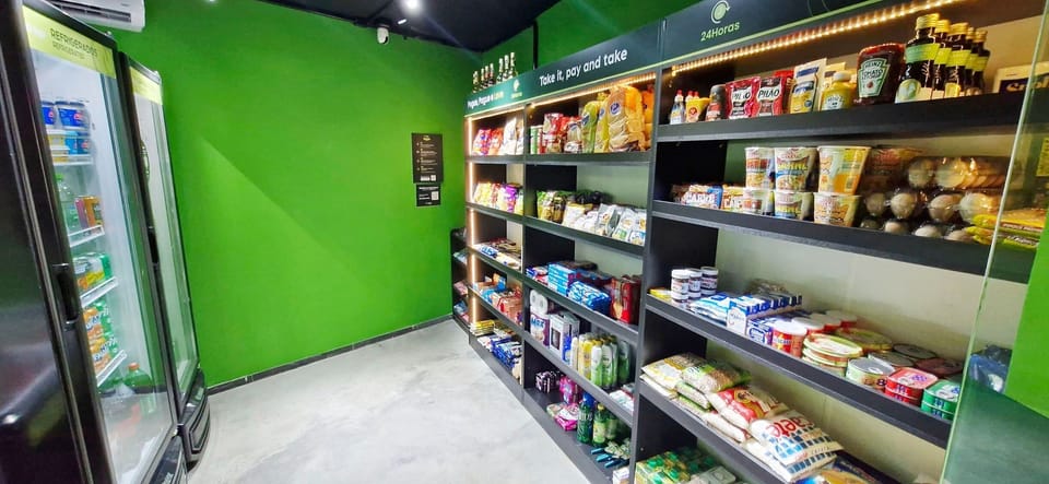 Snack bar