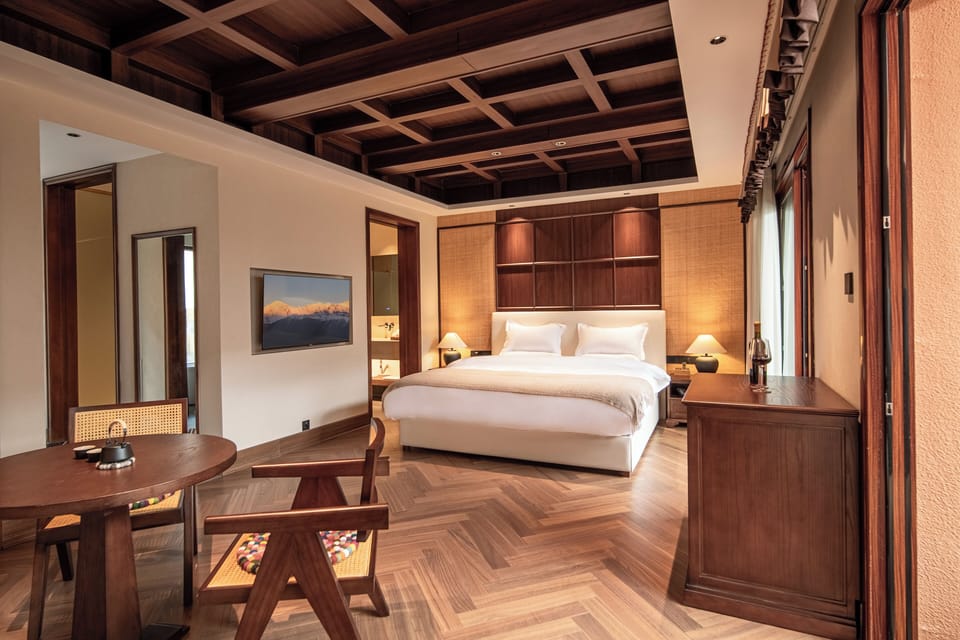 Luxury Double Room, Courtyard View | Desk, laptop workspace, blackout drapes, soundproofing